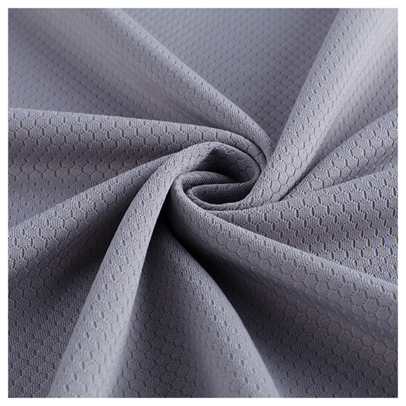 Moisture-wicking polyester football mesh fabric for sportswear